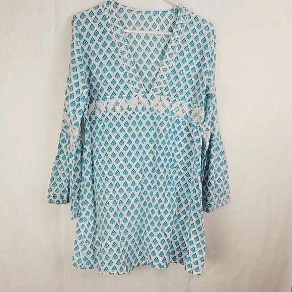 Womens blue and white beaded and sequined vneck mermaid tunic blouse size medium - Picture 1 of 6